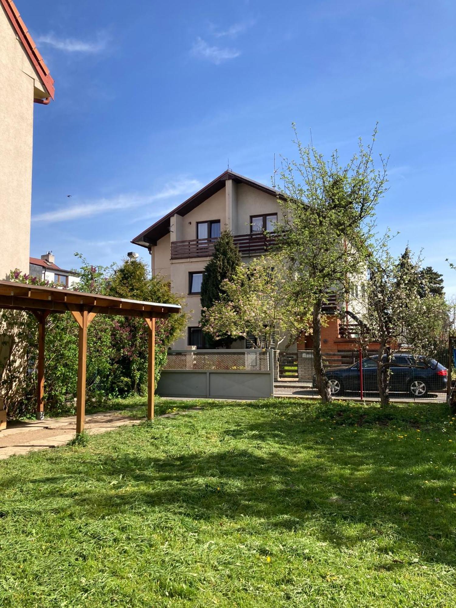 Spacious Apartment - Free Parking! Πράγα Εξωτερικό φωτογραφία